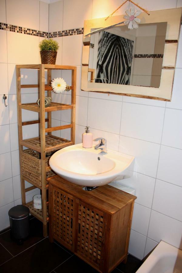 Sonnige Fachwerkwohnung Alfter エクステリア 写真